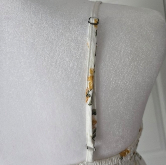 Hollister juniors y2k top flowy floral size medium - Picture 3 of 9